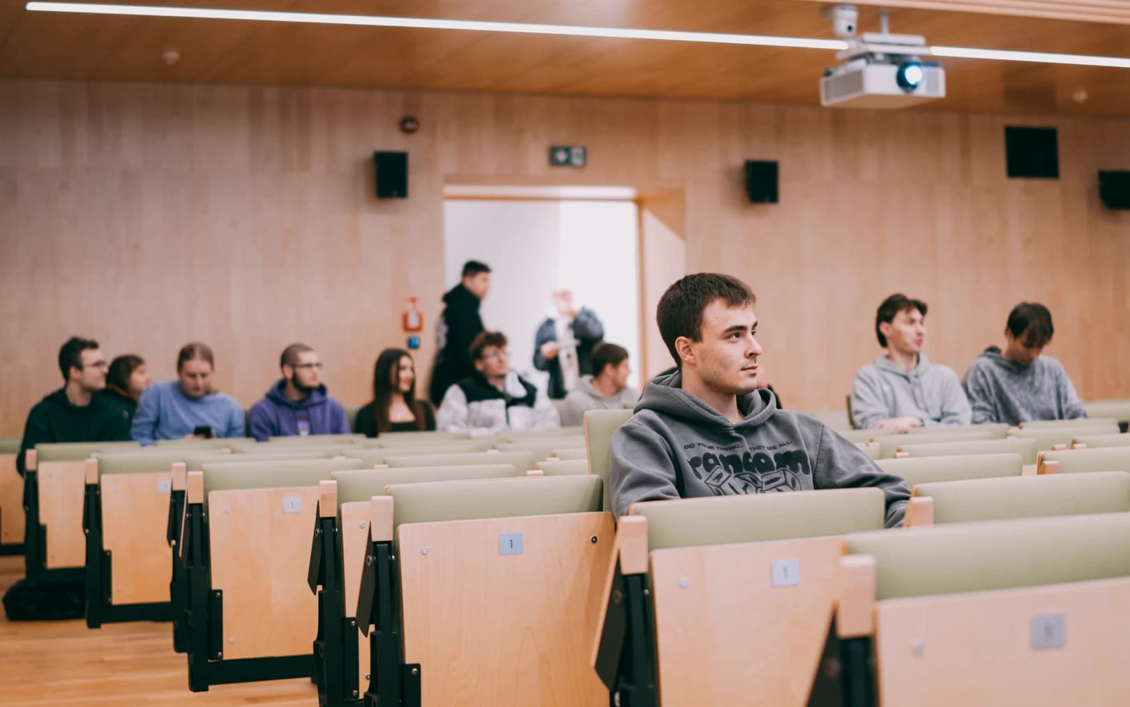 Co trzeba wiedzieć o współczesnej elektronice?